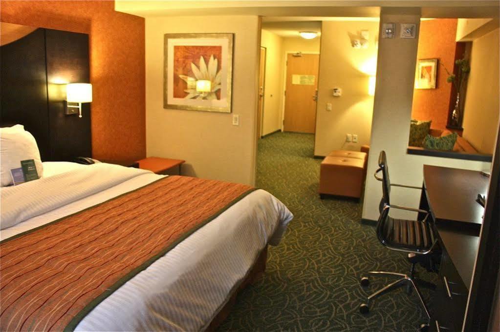 Fairfield Inn & Suites By Marriott Guelph Extérieur photo